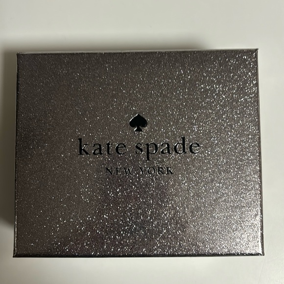 KATE SPADE ♠️ KENSIE BOXED GLITTER CARDHOLDER - Picture 5 of 9